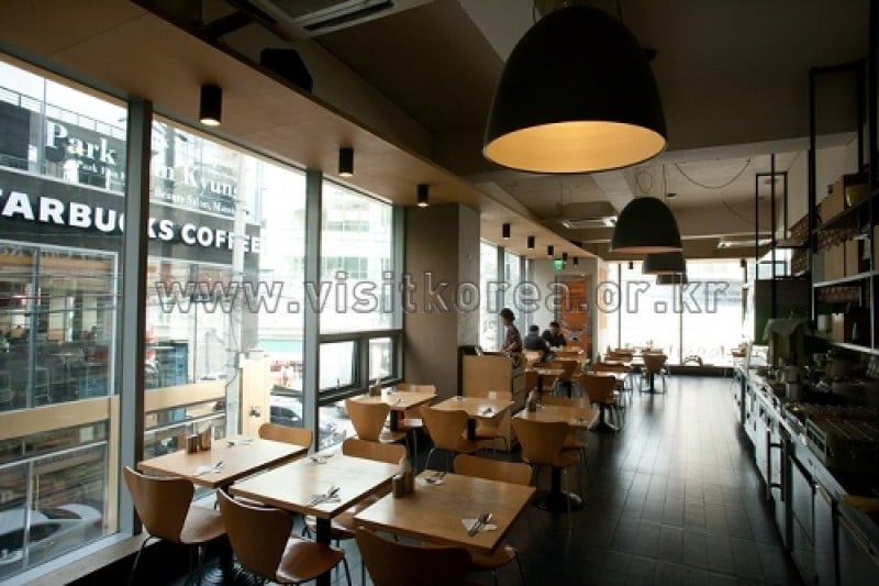 Delhi - Abgujeong Main Branch  (2/9)