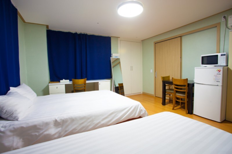 Blooming House Residence - Goodstay  (3/25)