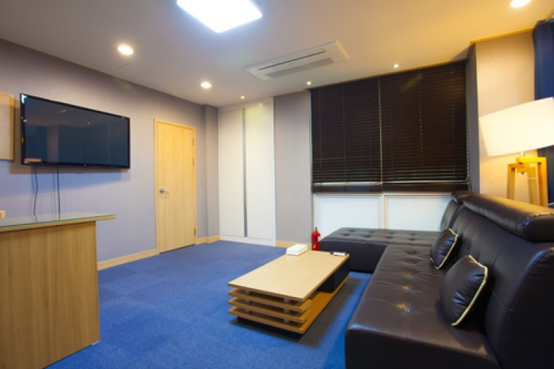 Blooming House Residence - Goodstay  (10/25)