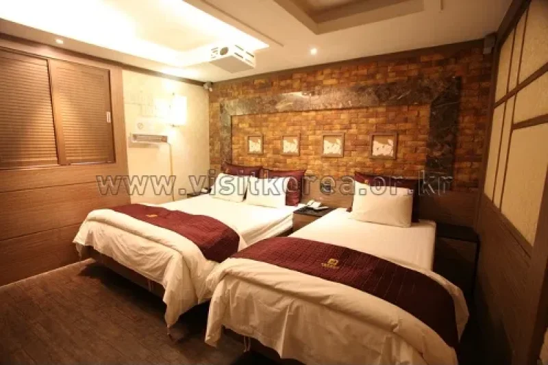 Valentine Hotel - Goodstay  (10/23)