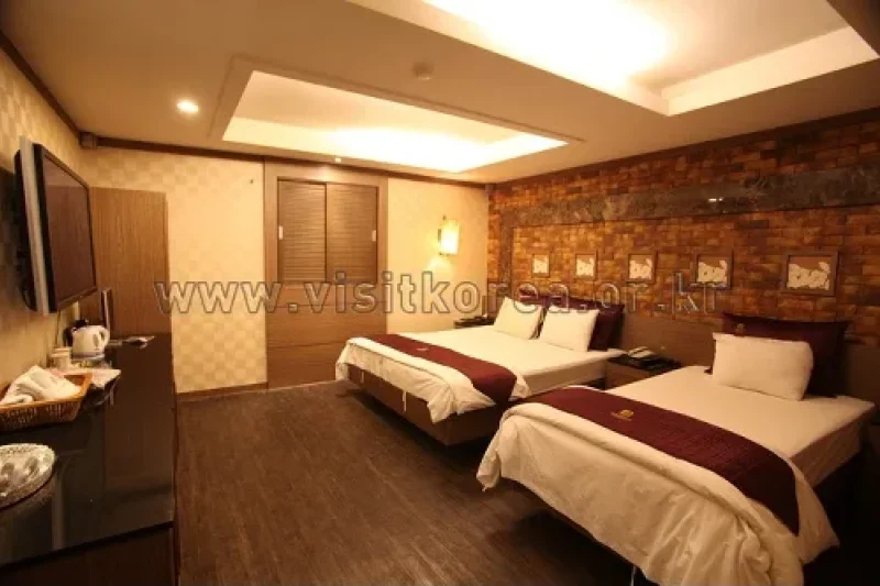 Valentine Hotel - Goodstay  (19/23)
