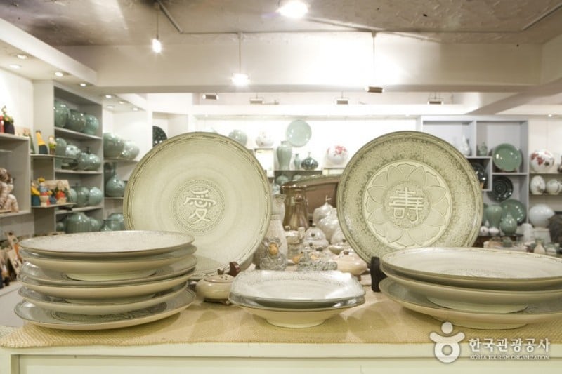 Eden Pottery  (5/16)