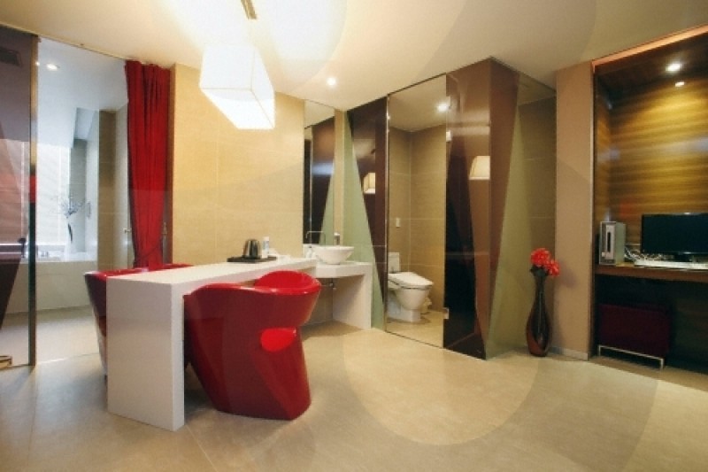 Tria Hotel  (16/17)