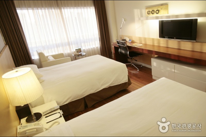 Best Western Premier Hotel Kukdo (베스트웨스턴 프리미어 호텔국도) (13/21)