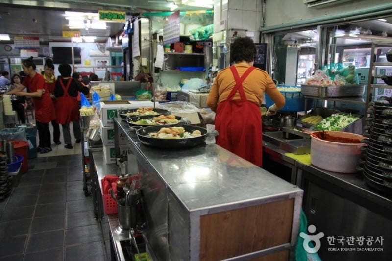 Mabongnim Halmeoni Tteokbokki  (1/11)