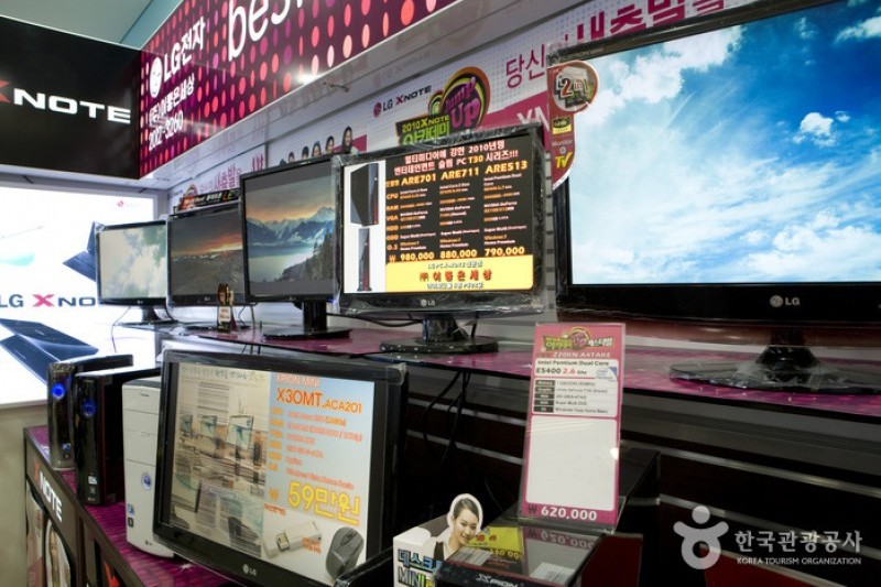LG Electronics  (1/7)