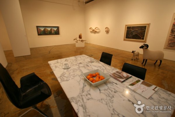 Park Ryu Sook Gallery