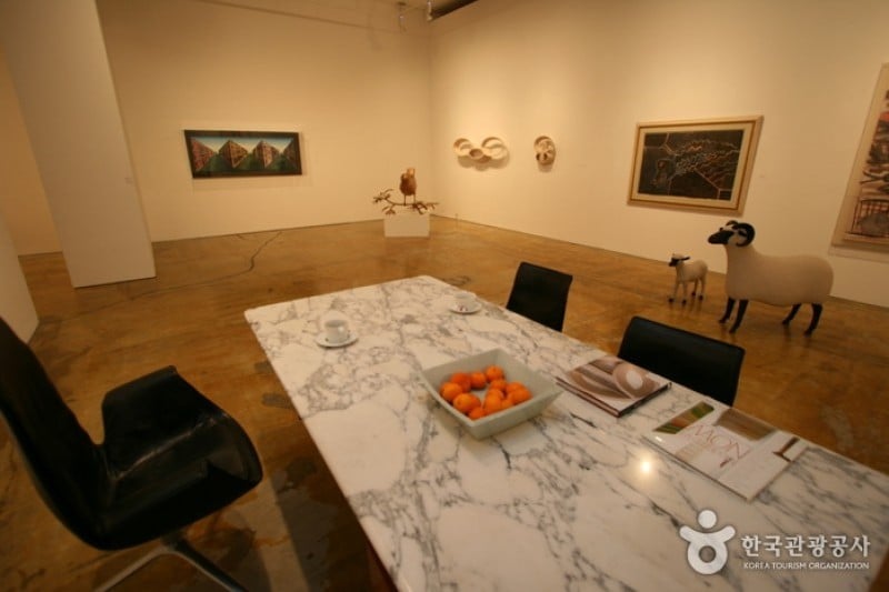 Park Ryu Sook Gallery  (4/6)