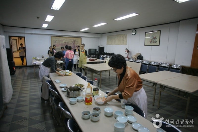 Yejiwon  (1/6)