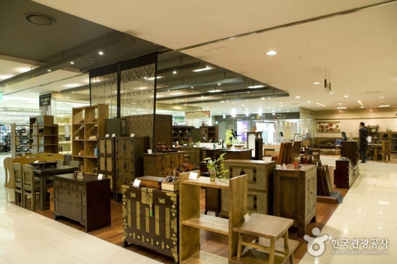 Taegeuk Crafts  (2/13)