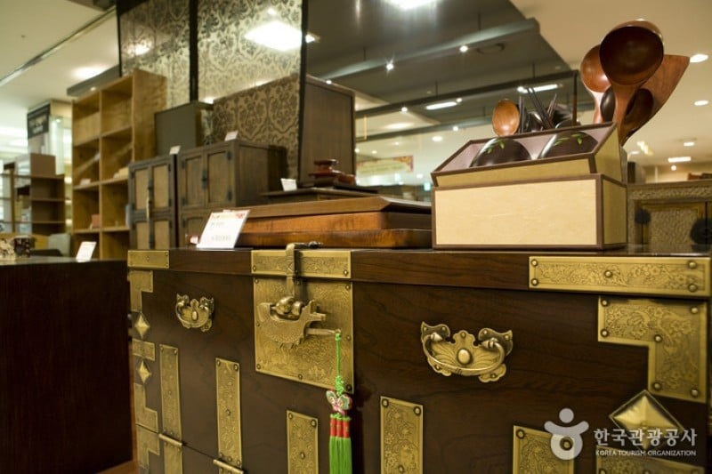 Taegeuk Crafts  (6/13)