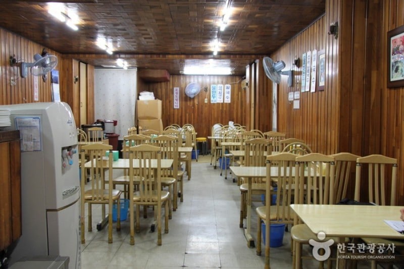 Hyundai Kalguksu  (4/6)
