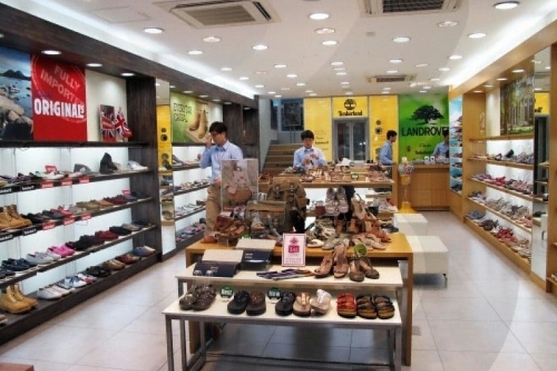 Landrover - Myeongdong Branch  (1/9)
