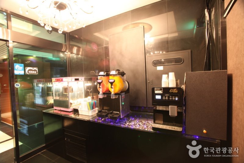Manhattan Hotel - Goodstay  (6/26)
