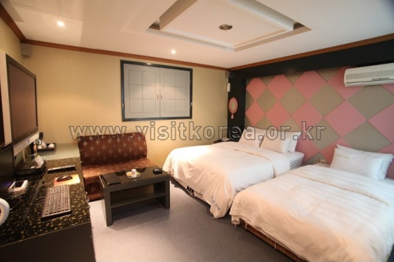 Manhattan Hotel - Goodstay  (22/26)