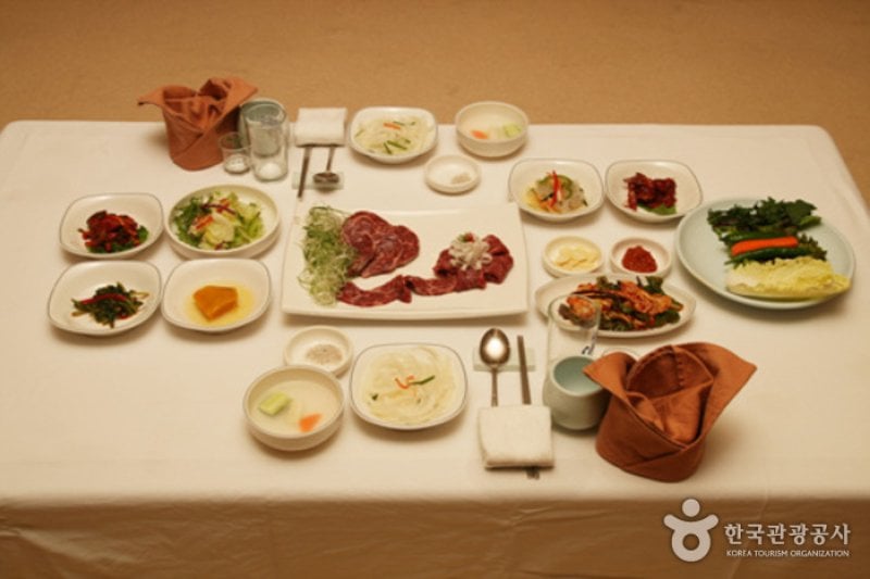 Chowoo Maeul  (10/13)