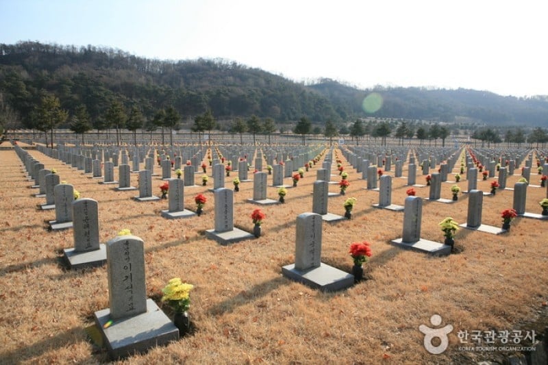Seoul National Cemetery  (3/5)