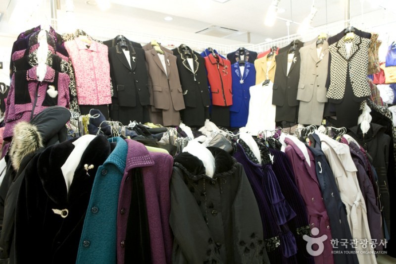 Namdaemun Jungang Shopping Center  (9/12)