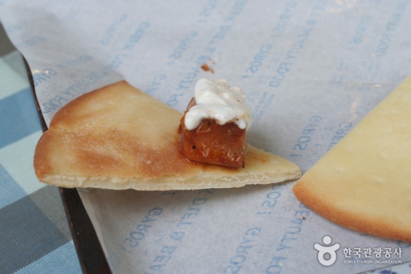 GYROS  (9/12)