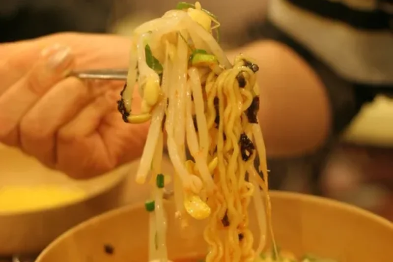 Teumsae Ramyeon  (11/11)