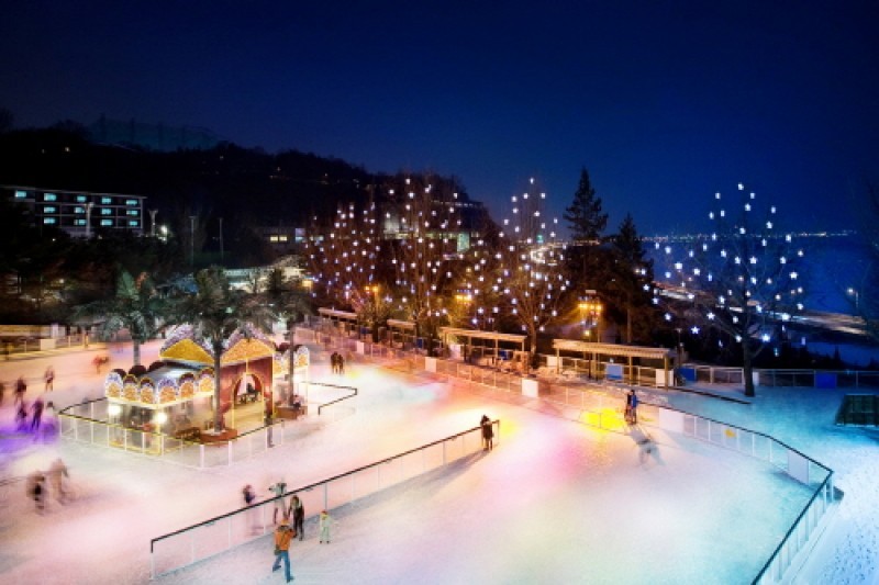 Walkerhill Ice Skating Rink (1/1)
