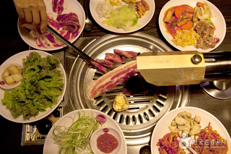 Majang Meat Market  (2/21)