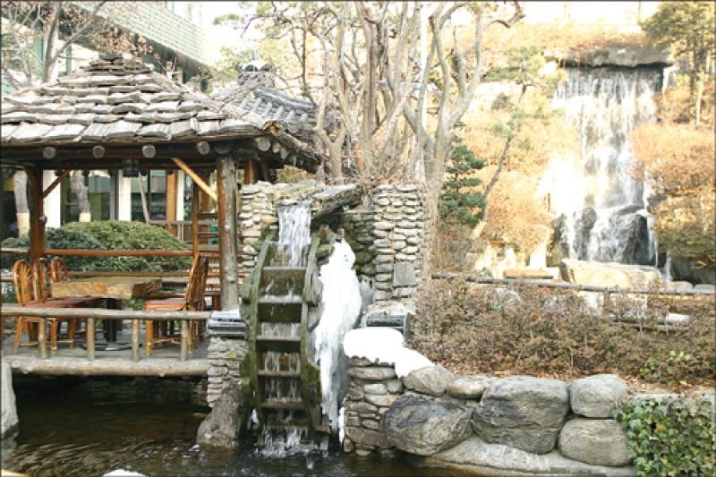 Samwon Garden - Main Branch  (1/11)