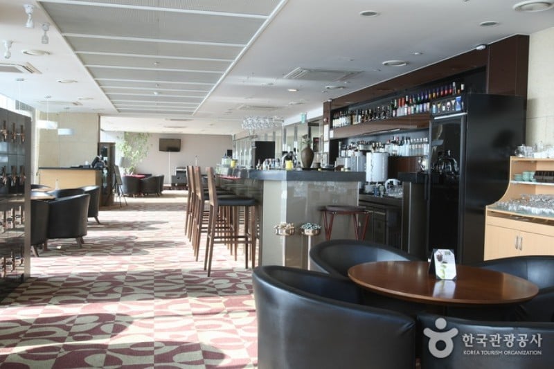 Harbor Park Hotel 