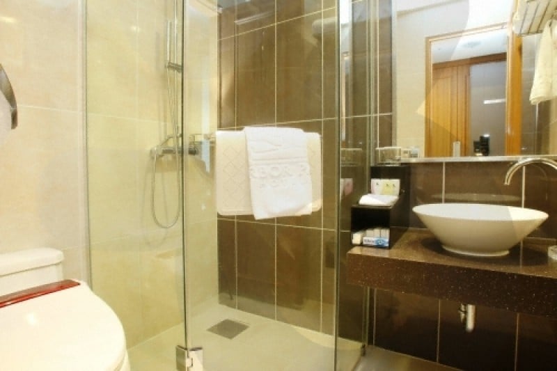 Harbor Park Hotel 