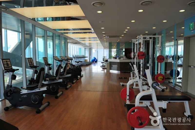 Harbor Park Hotel 