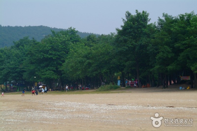 Silmi (Keunmuri) Beach  (2/4)