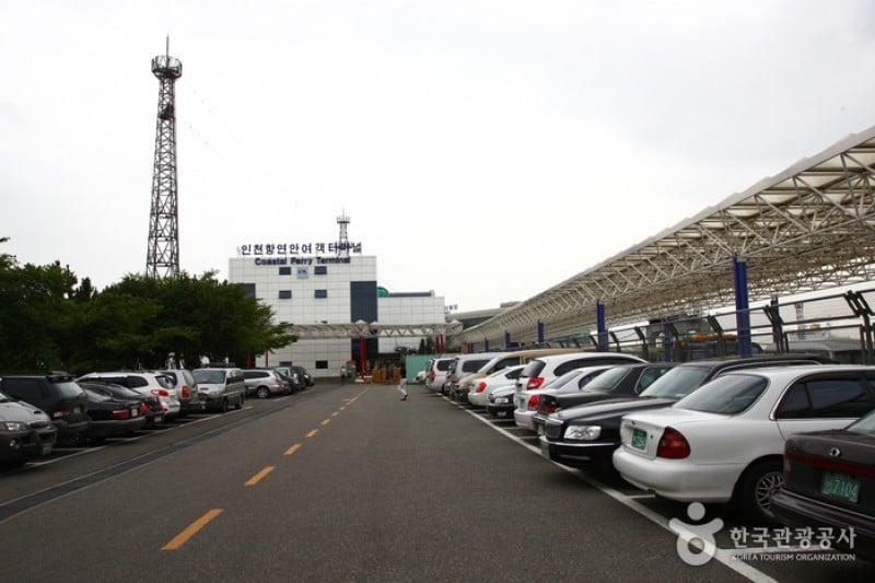 Incheon Port International Passenger Terminal  (3/7)