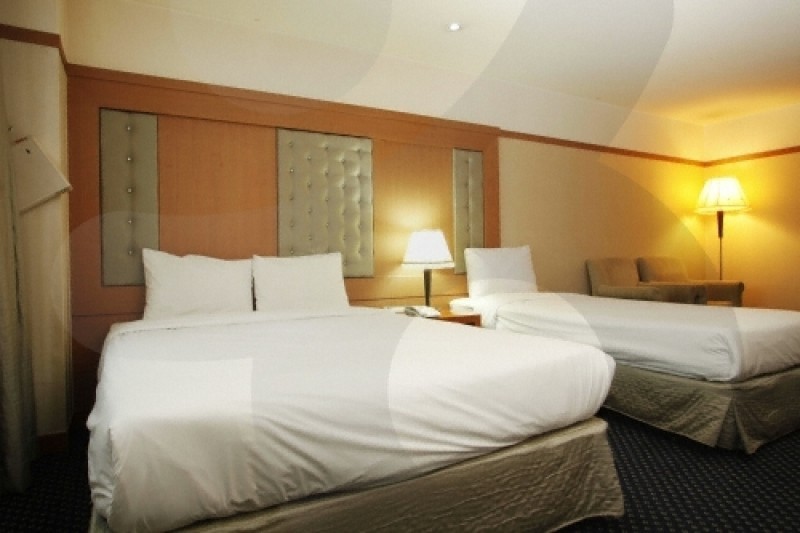 Hotel Zeumes  (11/15)