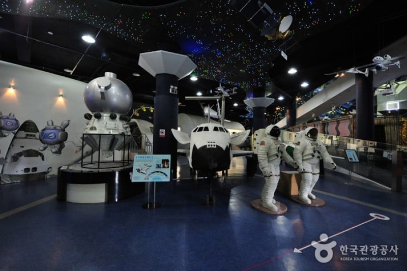 Oktokki Space Center  (14/15)