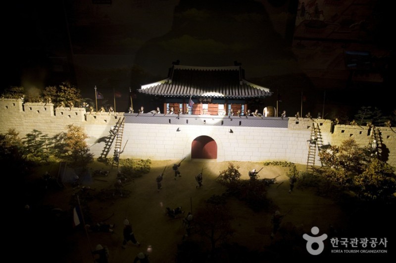 Ganghwa History Museum  (9/15)