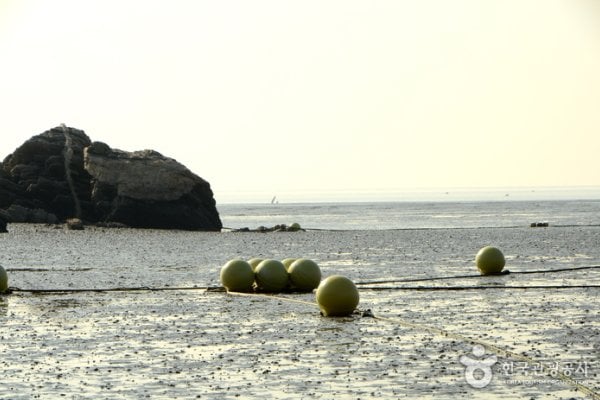 Minmeoru Beach