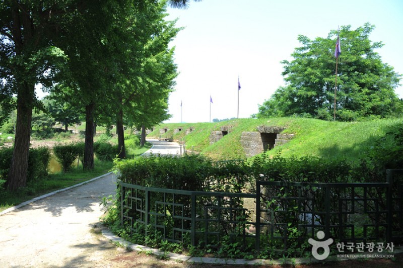 Deokjinjin Fortress  (5/18)
