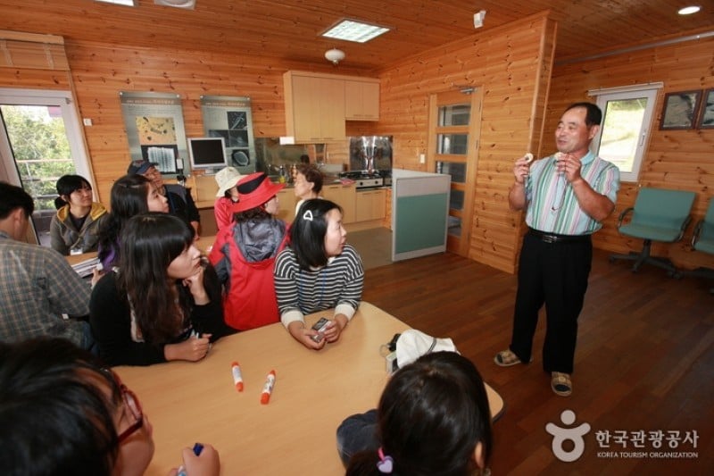 Ganghwa Tidal Flat Center  (9/19)