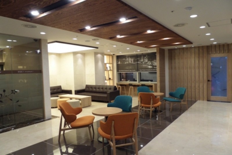 Tami Plastic Surgery &amp; Laser Clinic  (2/5)