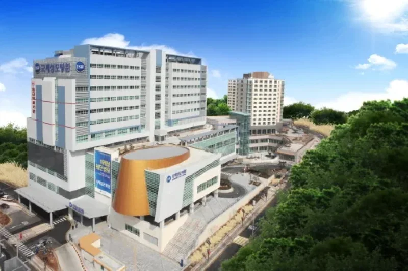 International St. Mary’s Hospital  (2/3)