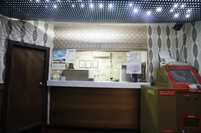 Apple Motel - Goodstay  (11/11)