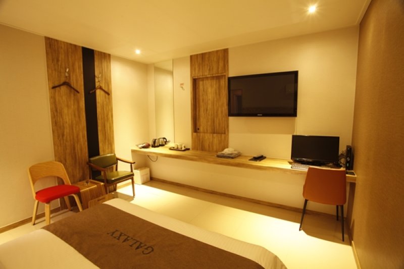 Hotel Galaxy - Goodstay  (6/10)