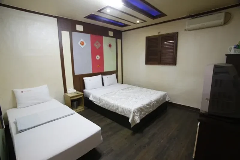 E Hotel - Goodstay  (6/15)