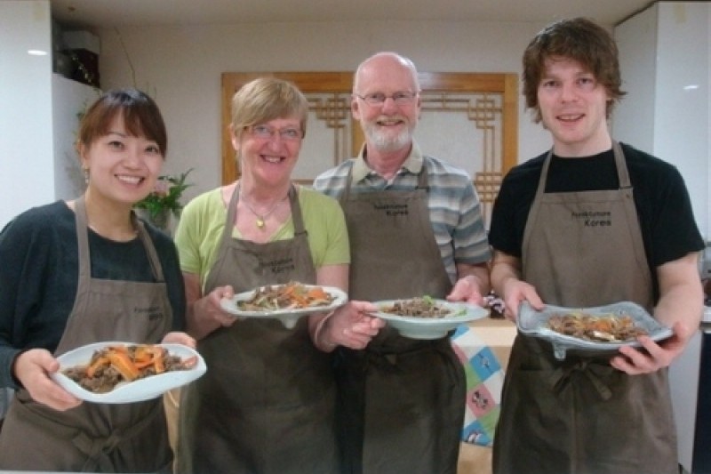 Food and Culture Academy  (1/8)