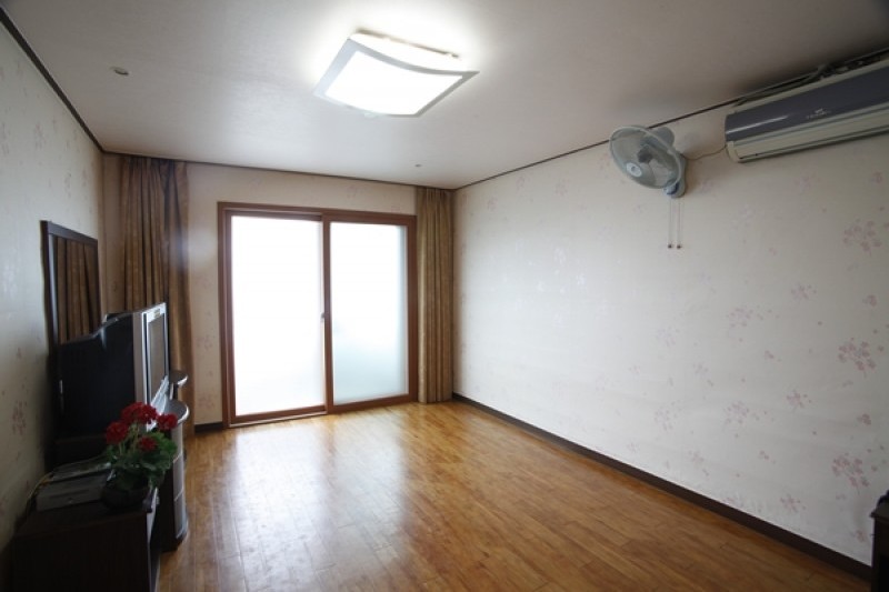 Hawaii beach - Goodstay  (12/23)