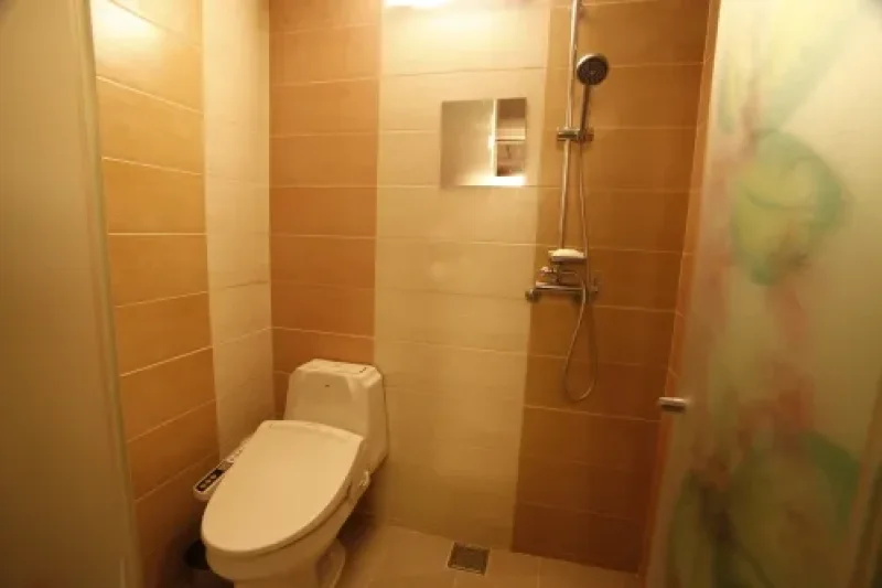 Amber Hotel - Goodstay  (1/19)