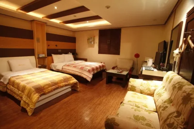 Hotel With - Goodstay  (2/4)