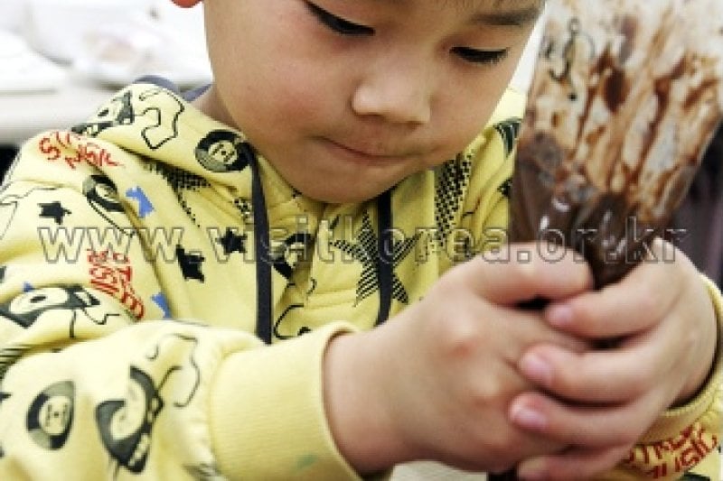 Ganghwa Mugwort Festival  (9/14)