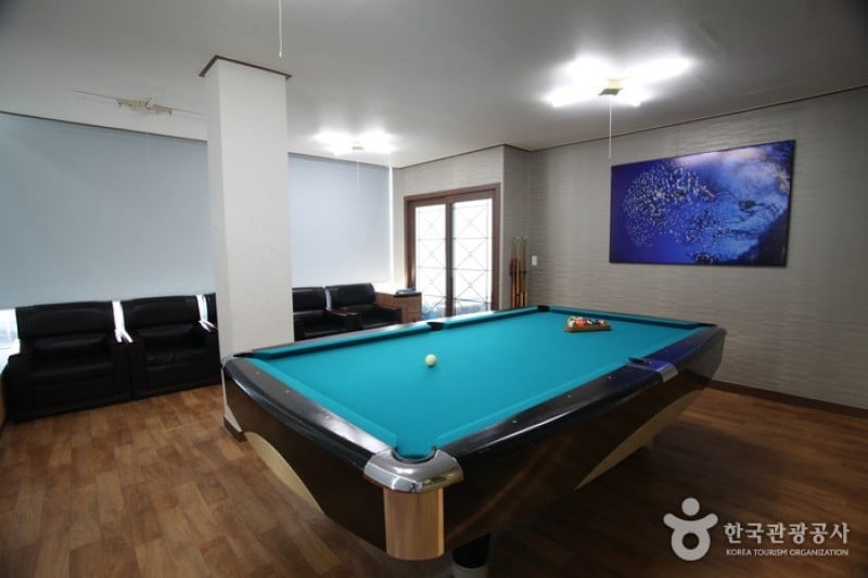 Largoville - Goodstay  (14/14)