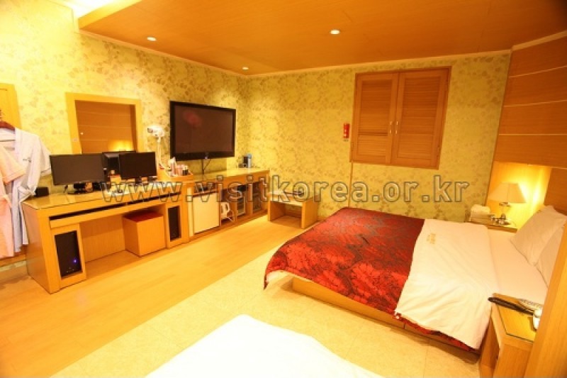 Rozi hotel - Goodstay  (10/11)